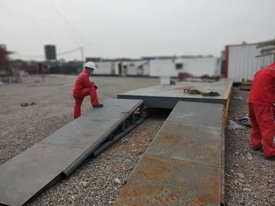 中江3*10-80噸安裝現場